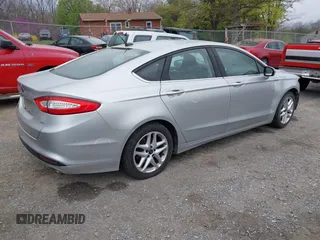 2016 Ford Fusion SE with VIN 3FA6P0H7XGR367222, listed as a IAAI auction lot 41951504 with 199,572 mi miles and . Bid and sale history available at DreamBid. Image 4.