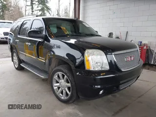 2011 GMC Yukon Denali with VIN 1GKS2EEF9BR365681, listed as a IAAI auction lot 41836073 with 172,423 mi miles. Bid and sale history available at carsss.com. Image 1.