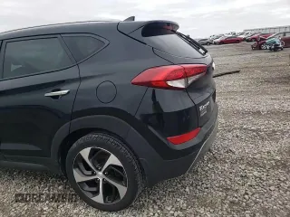 2016 Hyundai Tucson Limited z VIN KM8J33A28GU161692, wystawiony jako Copart lot #51263265 z przebiegiem Nie podano mil oraz Nie do naprawy • Non repairable. Historia ofert i sprzedaży dostępna na DreamBid. Obrazek 12.