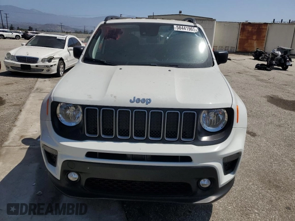 2022 Jeep Renegade Latitude with VIN ZACNJDB12NPN96565, listed as a Copart auction lot 58441965 with 7,162 mi miles and Salvage title. Bid and sale history available at DreamBid. Image 5.