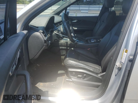 2017 Audi Q7 Prestige with VIN WA1VAAF7XHD059360, listed as a Copart auction lot 61988625 with 149,708 mi miles and Clean title. Bid and sale history available at DreamBid. Image 7.