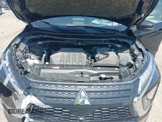 2025 Mitsubishi Eclipse Cross SE с VIN JA4ATWAA1SZ004475, выставлен на аукционе IAAI как лот 42580812 с пробегом 13 280 миль миль и . История ставок и продаж доступна на DreamBid. Изображение 10.