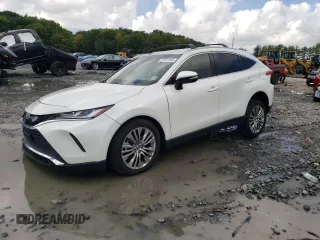 2022 Toyota Venza LE with VIN JTEAAAAH1NJ104487, listed as a Copart auction lot 67221593 with 18,653 mi miles. Bid and sale history available at carsss.com. Image 1.