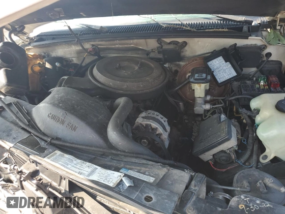 1995 GMC Yukon with VIN 1GKEK18K2SJ700616, listed as a Copart auction lot 68582034 with 205,980 mi miles and Salvage Title. Bid and sale history available at carsss.com. Image 14.