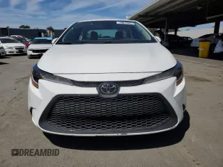 2022 Toyota Corolla LE with VIN 5YFEPMAE2NP349306, listed as a Copart auction lot 52709735 with 30,688 mi miles and Salvage Title. Bid and sale history available at carsss.com. Image 5.