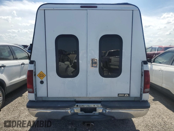 2003 Ford F-250 XL with VIN 1FTNF20L13ED53722, listed as a Copart auction lot 76193674 with Not provided miles and Salvage title. Bid and sale history available at DreamBid. Image 6.