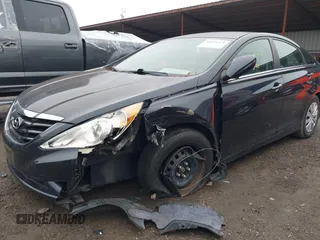 2011 Hyundai Sonata GLS with VIN 5NPEB4AC9BH251640, listed as a IAAI auction lot 40931571 with 109,894 mi miles. Bid and sale history available at carsss.com. Image 6.