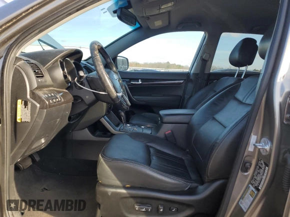 2013 Kia Sorento EX with VIN 5XYKUDA63DG371371, listed as a Copart auction lot 85863984 with 180,749 mi miles and Clean Title. Bid and sale history available at carsss.com. Image 7.