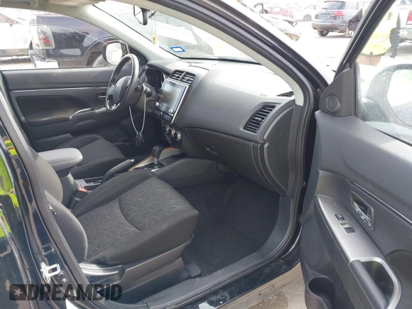 2020 Mitsubishi Outlander Sport SE 2.0 with VIN JA4AP4AU3LU015043, listed as a IAAI auction lot 41284693 with 45,300 mi miles. Bid and sale history available at carsss.com. Image 5.