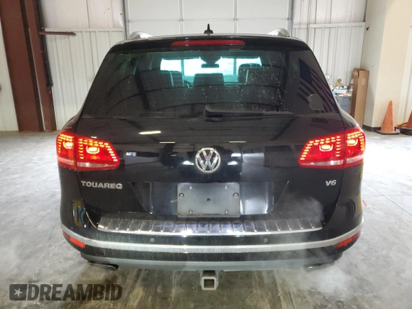 2017 Volkswagen Touareg Wolfsburg Edition с VIN WVGRF7BP5HD003159, выставлен на аукционе Copart как лот 45211865 с пробегом 120 393 миль миль и Списание • Salvage title. История ставок и продаж доступна на DreamBid. Изображение 6.