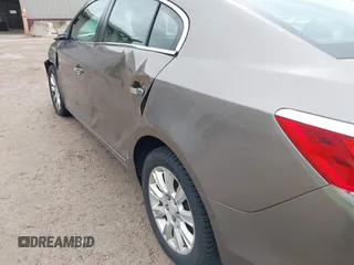 2012 Buick LaCrosse Leather with VIN 1G4GC5ER9CF204111, listed as a IAAI auction lot 42033655 with 152,895 mi miles. Bid and sale history available at carsss.com. Image 15.