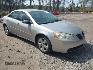 2007 Pontiac G6 GT with VIN 1G2ZH58N274247430, listed as a IAAI auction lot 41941760 with 179,262 mi miles. Bid and sale history available at carsss.com. Image 1.