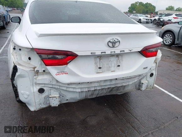 2023 Toyota Camry SE z VIN 4T1G11AK4PU738724, wystawiony jako IAAI lot #42123044 z przebiegiem 58 659 mil mil oraz . Historia ofert i sprzedaży dostępna na DreamBid. Obrazek 6.