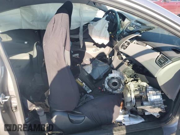 2013 Hyundai Elantra Coupe GS with VIN KMHDH6AE6DU009416, listed as a Copart auction lot 83116824 with 0 mi miles and Salvage Title. Bid and sale history available at carsss.com. Image 7.