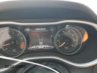 2014 Jeep Cherokee Limited z VIN 1C4PJLDS7EW115126, wystawiony jako Copart lot #62673585 z przebiegiem 148 613 mil mil oraz Czysty tytuł • Clean title. Historia ofert i sprzedaży dostępna na DreamBid. Obrazek 9.