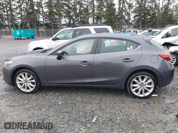2016 Mazda 3 S Grand Touring z VIN JM1BM1N37G1351062, wystawiony jako IAAI lot #41573775 z przebiegiem 68 634 mil mil oraz . Historia ofert i sprzedaży dostępna na DreamBid. Obrazek 14.
