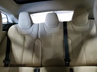 2016 Tesla Model S 90D z VIN 5YJSA1E40GF172712, wystawiony jako Copart lot #63698725 z przebiegiem 99 405 mil mil oraz Szkoda całkowita • Salvage title. Historia ofert i sprzedaży dostępna na DreamBid. Obrazek 10.
