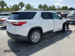 2021 Chevrolet Traverse LT Cloth with VIN 1GNERGKW4MJ270281, listed as a Copart auction lot 54137415 with 43,793 mi miles and Non repairable. Bid and sale history available at DreamBid. Image 3.
