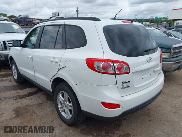 2010 Hyundai Santa Fe GLS z VIN 5NMSG3AB1AH346758, wystawiony jako IAAI lot #42352850 z przebiegiem 179 664 mil mil oraz . Historia ofert i sprzedaży dostępna na DreamBid. Obrazek 3.