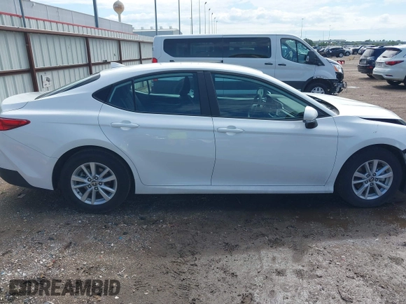 2025 Toyota Camry LE with VIN 4T1DAACK6SU082583, listed as a IAAI auction lot 42233444 with 18,935 mi miles and . Bid and sale history available at DreamBid. Image 14.