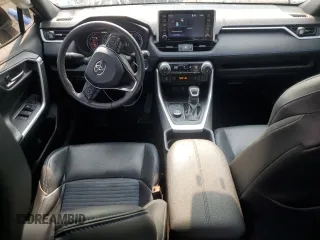 2021 Toyota RAV4 Hybrid XSE with VIN 4T3E6RFV4MU034021, listed as a Copart auction lot 59295175 with 25,500 mi miles and Salvage title. Bid and sale history available at DreamBid. Image 8.