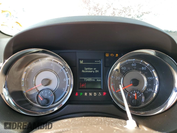 2015 Chrysler Town & Country Touring L z VIN 2C4RC1CG3FR657418, wystawiony jako Copart lot #46040635 z przebiegiem 73 484 mil mil oraz Szkoda całkowita • Salvage title. Historia ofert i sprzedaży dostępna na DreamBid. Obrazek 9.