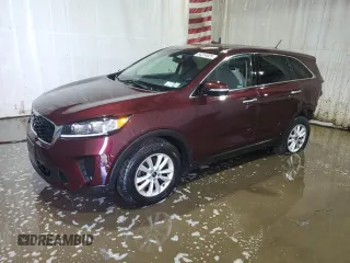 2019 Kia Sorento LX z VIN 5XYPG4A38KG530126, wystawiony jako Copart lot #54314925 z przebiegiem 55 460 mil mil oraz Szkoda całkowita • Salvage title. Historia ofert i sprzedaży dostępna na DreamBid. Obrazek 1.