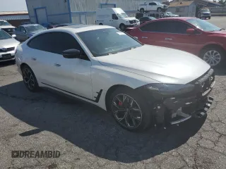 2023 BMW i4 eDrive40 z VIN WBY73AW06PFN86342, wystawiony jako Copart lot #57965313 z przebiegiem 5 244 mil mil oraz . Historia ofert i sprzedaży dostępna na DreamBid. Obrazek 4.