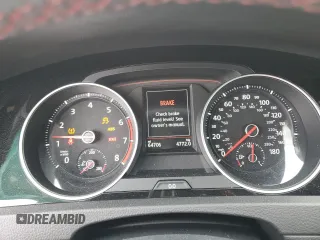 2020 Volkswagen GTI S z VIN 3VW6T7AU6LM005293, wystawiony jako Copart lot #57875415 z przebiegiem 64 706 mil mil oraz Szkoda całkowita • Salvage title. Historia ofert i sprzedaży dostępna na DreamBid. Obrazek 9.