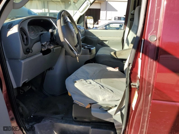 2007 Ford Econoline Wagon XL with VIN 1FBSS31L27DA82768, listed as a Copart auction lot 81163114 with 153,457 mi miles and Salvage Title. Bid and sale history available at carsss.com. Image 7.
