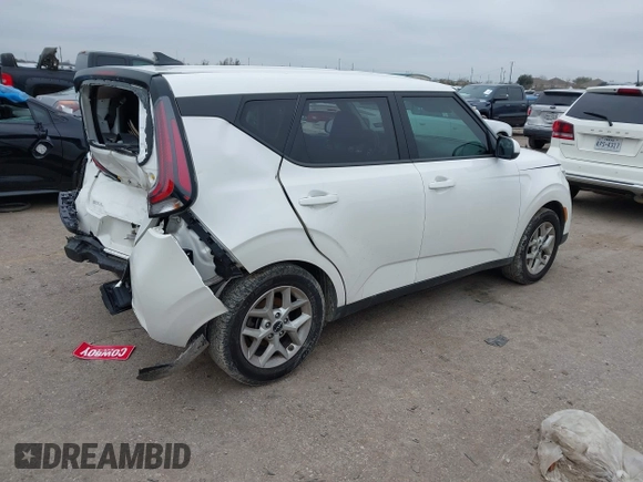 2023 Kia Soul S with VIN KNDJ23AUXP7215033, listed as a IAAI auction lot 41598392 with 49,416 mi miles. Bid and sale history available at carsss.com. Image 4.