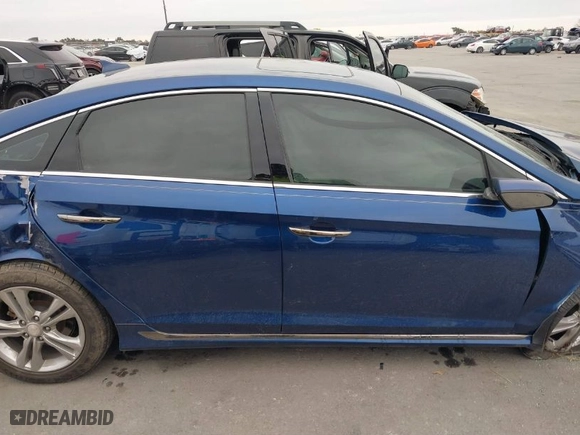 2019 Hyundai Sonata Sport with VIN 5NPE34AF0KH771734, listed as a IAAI auction lot 41277557 with 58,092 mi miles. Bid and sale history available at carsss.com. Image 13.