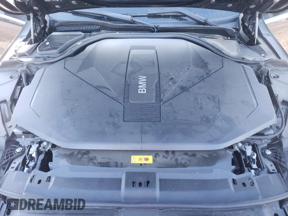 2024 BMW i5 eDrive40 with VIN WBY33FK03RCR92861, listed as a Copart auction lot 88443755 with 13,138 mi miles and Salvage title. Bid and sale history available at DreamBid. Image 13.