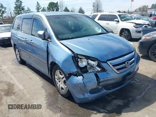 2007 Honda Odyssey EX-L with VIN 5FNRL38747B105430, listed as a IAAI auction lot 41841005 with 286,605 mi miles. Bid and sale history available at carsss.com. Image 1.