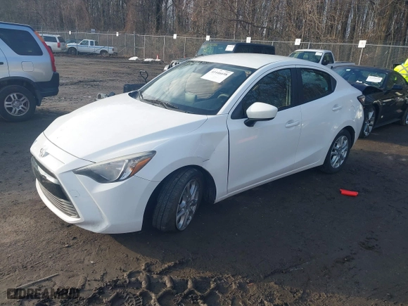 2016 Scion iA with VIN 3MYDLBZV8GY109925, listed as a IAAI auction lot 41446698 with 27,210 mi miles. Bid and sale history available at carsss.com. Image 17.