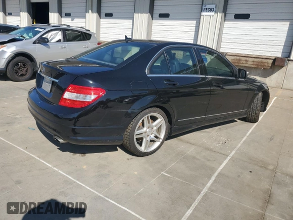 2008 Mercedes-Benz C 300 Sport с VIN WDDGF54X98F071729, выставлен на аукционе Copart как лот 57585265 с пробегом 113 472 миль миль и Списание • Salvage title. История ставок и продаж доступна на DreamBid. Изображение 3.