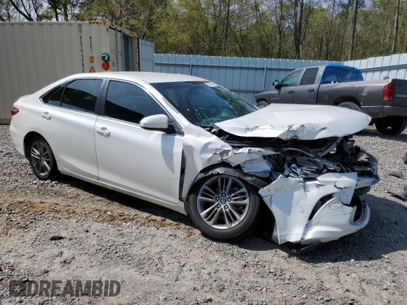 2015 Toyota Camry XLE with VIN 4T1BF1FK5FU025625, listed as a Copart auction lot 51364435 with 99,607 mi miles and Salvage Title. Bid and sale history available at carsss.com. Image 4.
