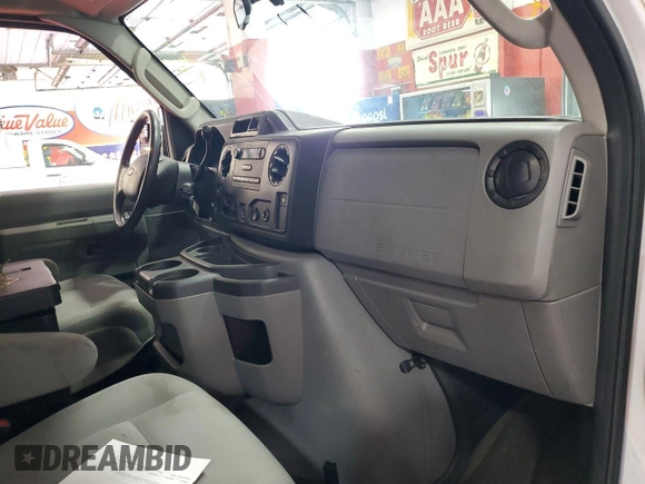 2013 Ford Econoline Cargo Commercial with VIN 1FTNE2EL5DDB27606, listed as a IAAI auction lot 42734078 with 122,369 mi miles and . Bid and sale history available at DreamBid. Image 3.