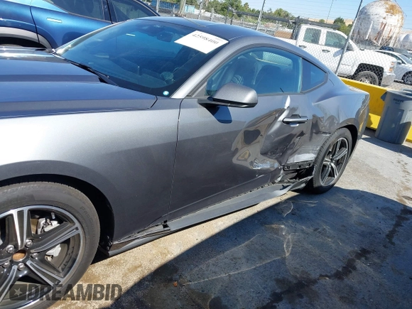 2024 Ford Mustang EcoBoost with VIN 1FA6P8THXR5110680, listed as a IAAI auction lot 42598400 with 21,221 mi miles and . Bid and sale history available at DreamBid. Image 6.