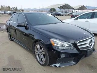 2016 Mercedes-Benz E-Class E 350 Sport with VIN WDDHF5KB6GB264678, listed as a IAAI auction lot 40978177 with 106,285 mi miles. Bid and sale history available at carsss.com. Image 1.