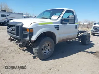 2009 Ford F-250 XL z VIN 1FTNF21599EB08658, wystawiony jako IAAI lot #42032215 z przebiegiem Nie podano mil oraz . Historia ofert i sprzedaży dostępna na DreamBid. Obrazek 2.