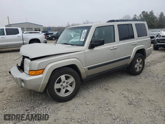 2008 Jeep Commander Sport with VIN 1J8HH48K98C153360, listed as a Copart auction lot 43622395 with 208,773 mi miles and Salvage title. Bid and sale history available at DreamBid. Image 1.