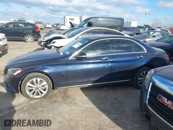 2019 Mercedes-Benz C 300 with VIN 55SWF8EB1KU319315, listed as a IAAI auction lot 41280828 with 81,845 mi miles and . Bid and sale history available at carsss.com. Image 14.