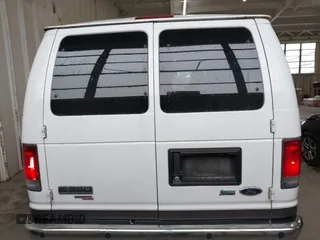 2014 Ford Econoline Passenger XL z VIN 1FBNE3BL9EDB01008, wystawiony jako IAAI lot #42231120 z przebiegiem 255 170 mil mil oraz . Historia ofert i sprzedaży dostępna na DreamBid. Obrazek 16.