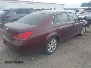 2008 Toyota Avalon XL with VIN 4T1BK36B78U259677, listed as a IAAI auction lot 41977275 with 246,736 mi miles. Bid and sale history available at carsss.com. Image 4.