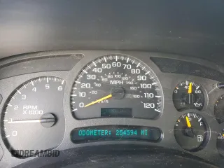 2003 GMC Yukon XL SLT with VIN 3GKGK26G73G166142, listed as a Copart auction lot 78865674 with 254,594 mi miles and Salvage Title. Bid and sale history available at carsss.com. Image 9.