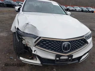2019 Acura TLX w/A-Spec Pkg with VIN 19UUB1F61KA002075, listed as a IAAI auction lot 40991938 with 49,402 mi miles. Bid and sale history available at carsss.com. Image 18.
