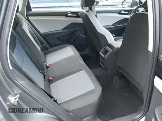 2025 Volkswagen Taos z VIN 3VV5C7B23SM012634, wystawiony jako IAAI lot #42342616 z przebiegiem 4381 mil mil oraz . Historia ofert i sprzedaży dostępna na DreamBid. Obrazek 8.