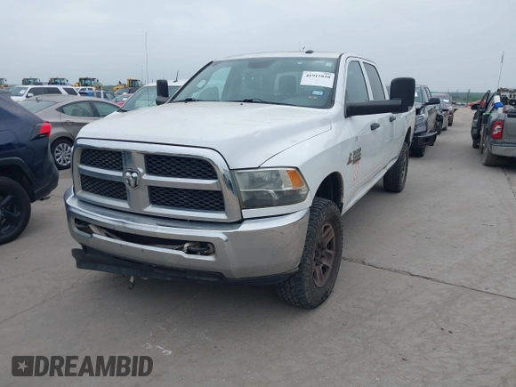 2014 Ram 2500 Tradesman with VIN 3C6UR5HL1EG296109, listed as a IAAI auction lot 41915810 with 208,264 mi miles. Bid and sale history available at carsss.com. Image 19.
