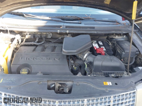 2008 Lincoln MKX with VIN 2LMDU68C78BJ24218, listed as a IAAI auction lot 41227522 with 180,137 mi miles. Bid and sale history available at carsss.com. Image 10.